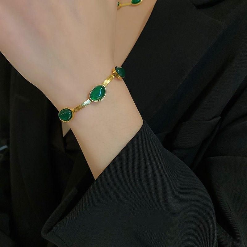 Emerald Green Crystal Jewelry Set: Pendant, Bracelet & Earrings